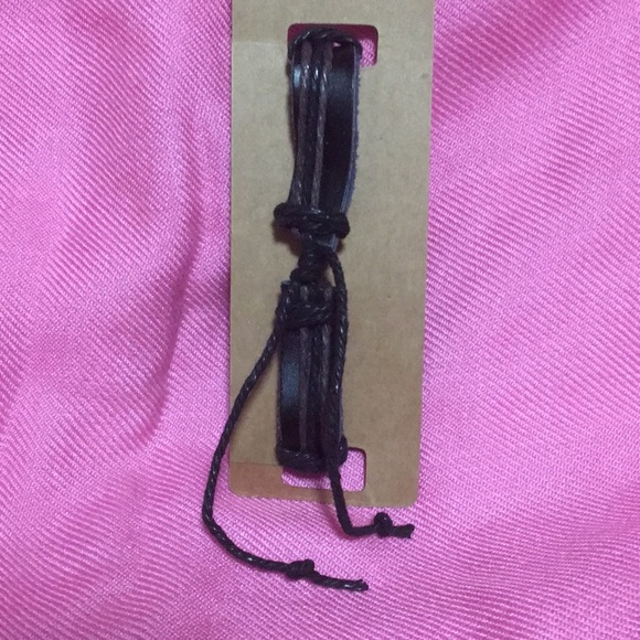 FINAL MARKDOWN NOC Beifenni Jewelry Peace Sign Leather Bracelet - Picture 4 of 7